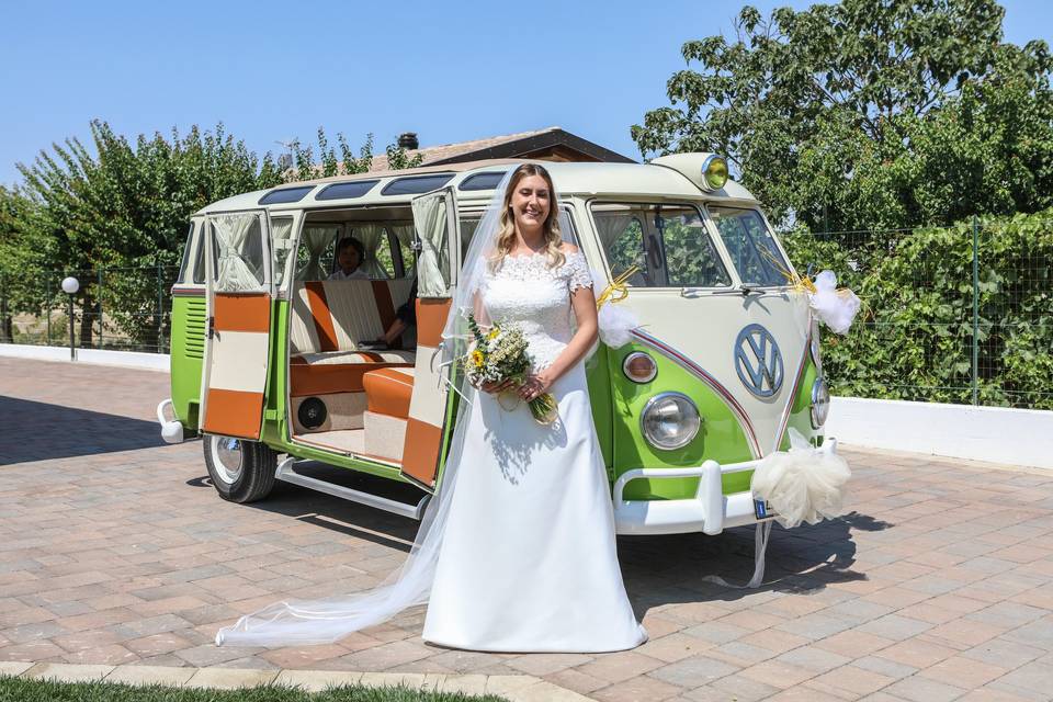 Dienne Wedding Car