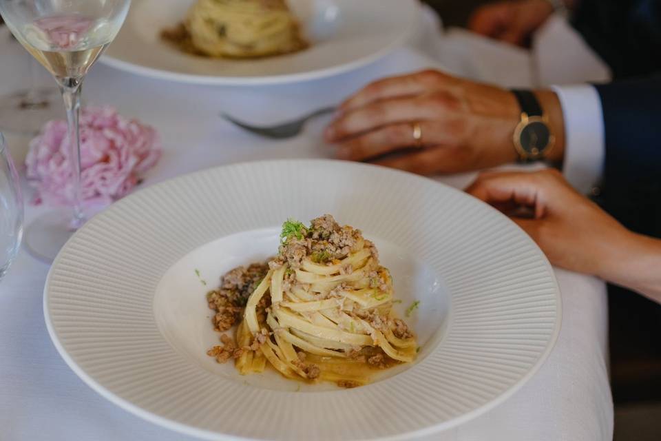 Tagliatelle al ragù di cervo