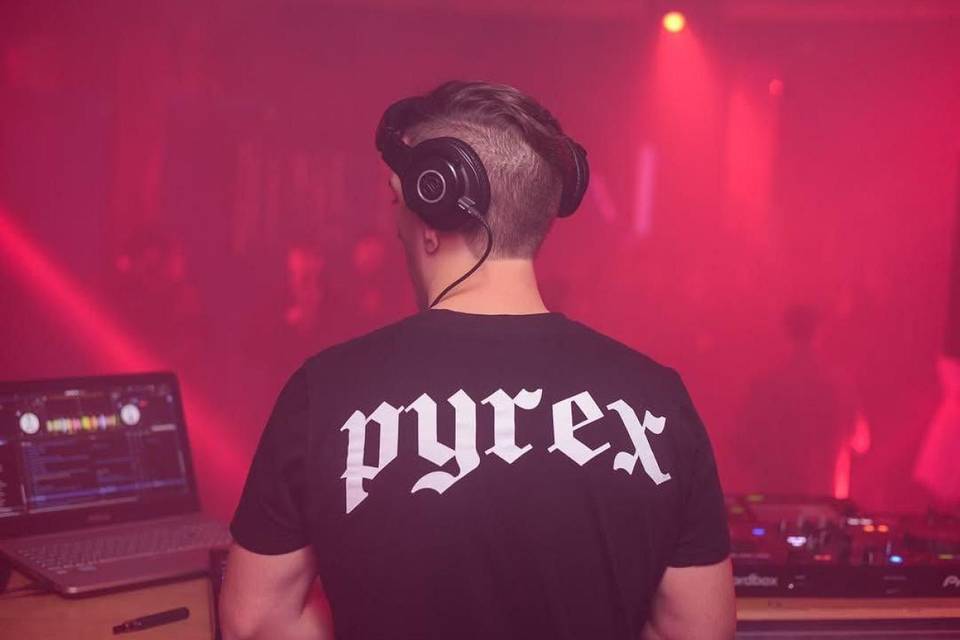 Set in discoteca