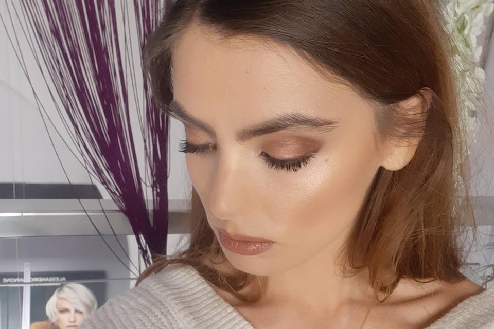 Smokey bronze