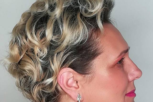 Raccolto invitata su capello