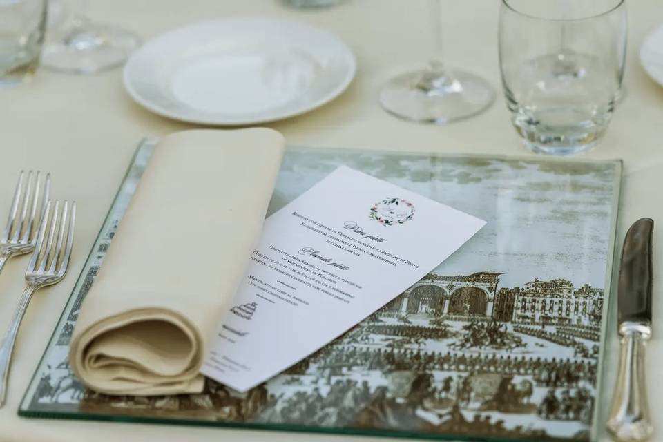 Dettagli menu e mise en place