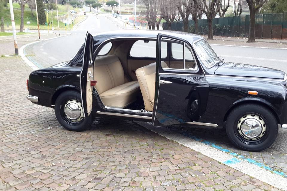 Lancia Appia anno 1957