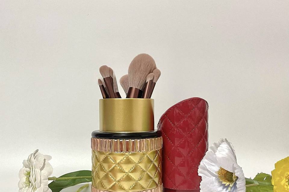 Almastene, rossetto trucchi