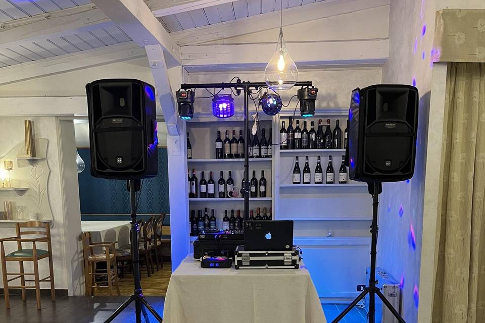 Dj set ristorante