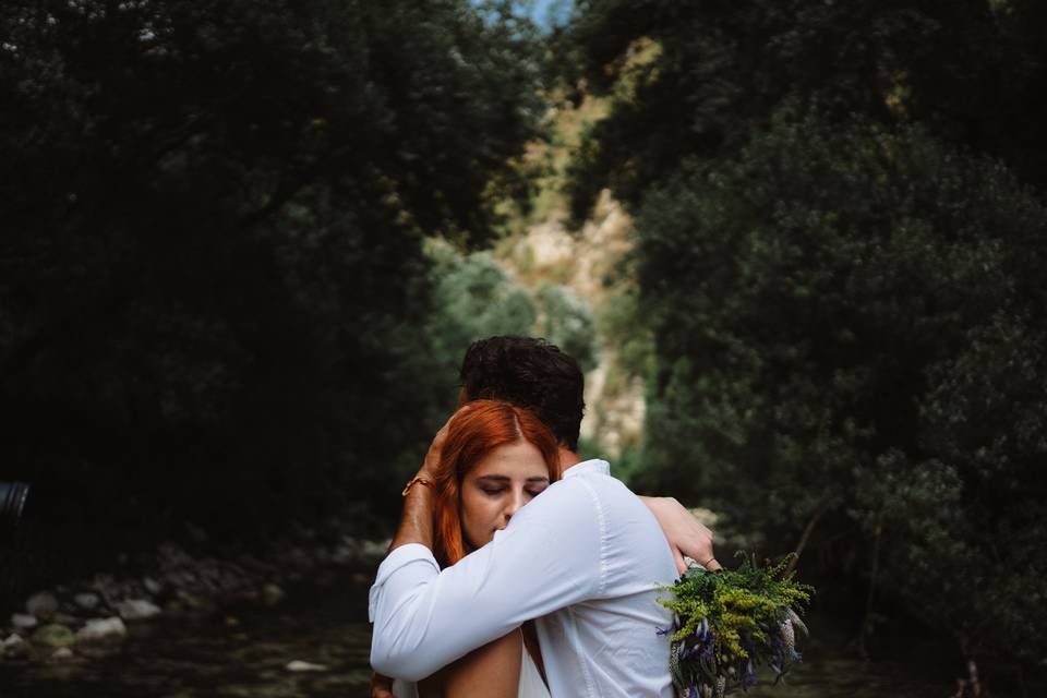 Abbraccio sul fiume Irminio