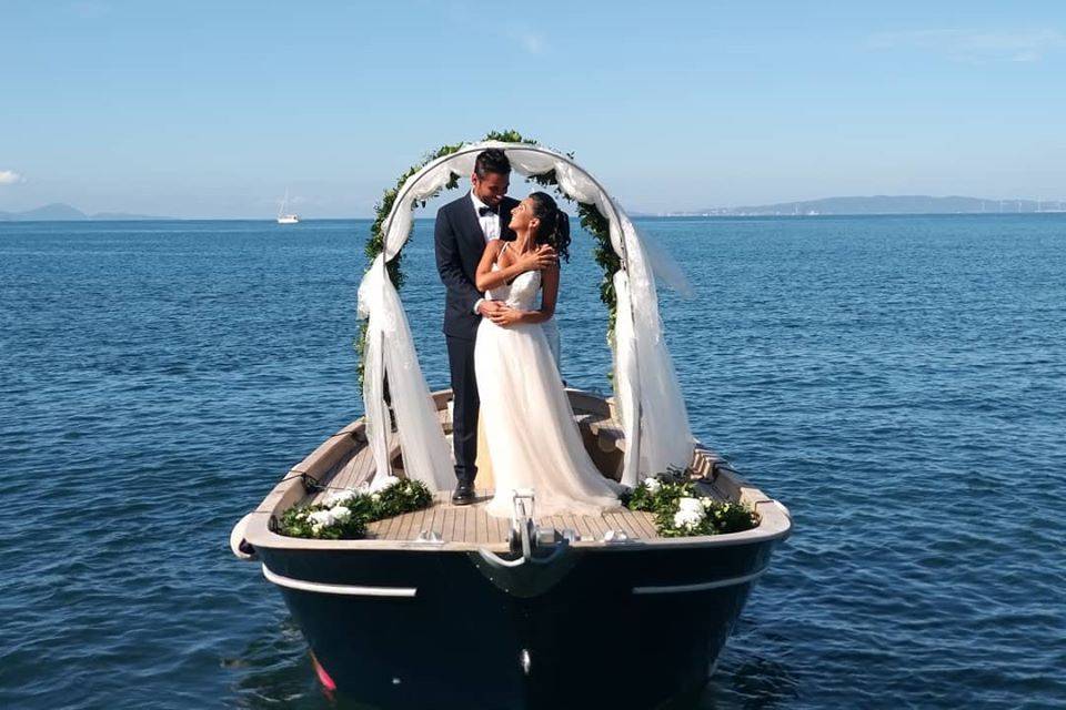 Matrimonio in mezzo al mare