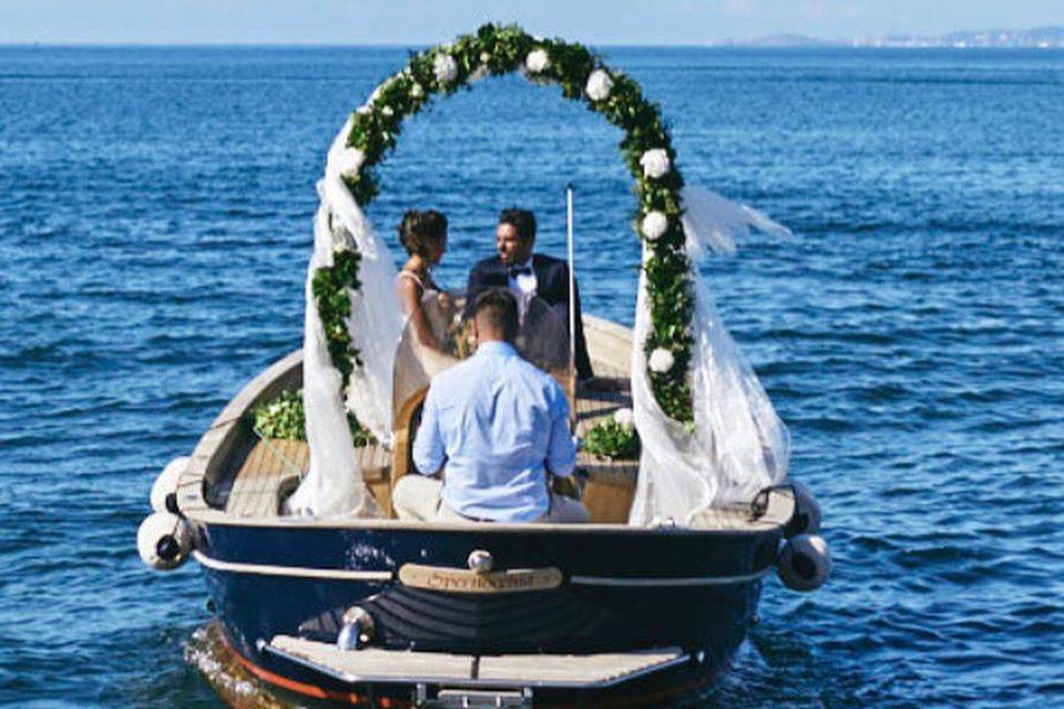 Matrimonio in mezzo al mare