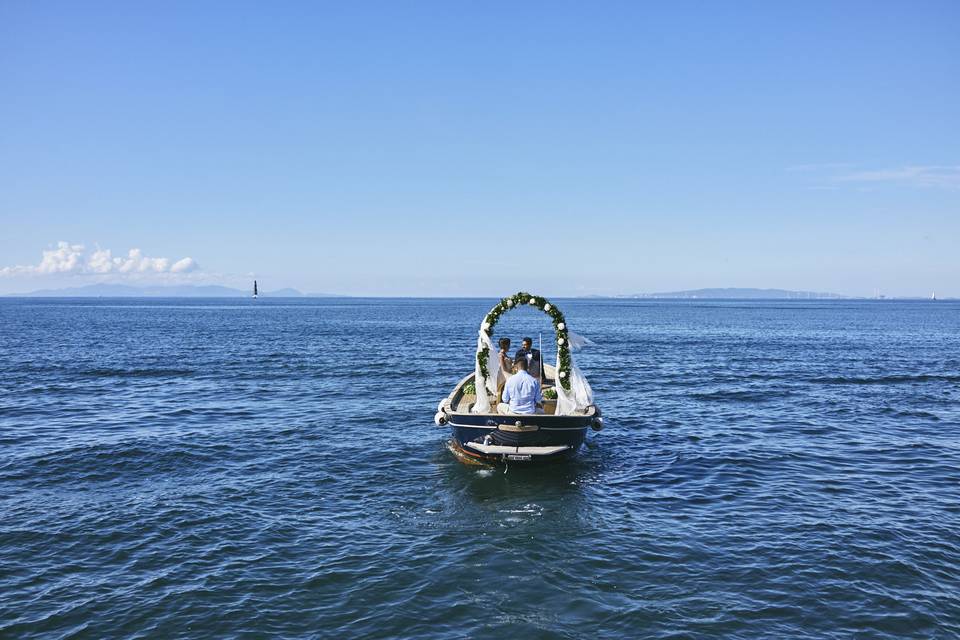 Matrimonio in mezzo al mare