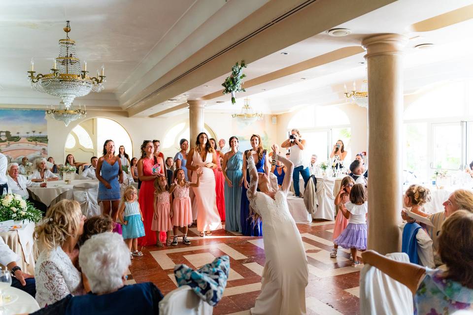 Lancio del bouquet