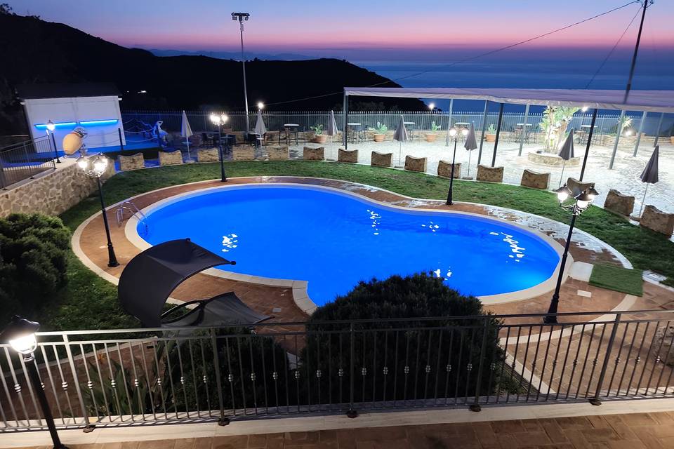 Piscina + Copertura