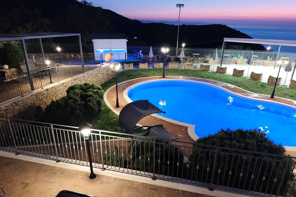 Piscina + Copertura