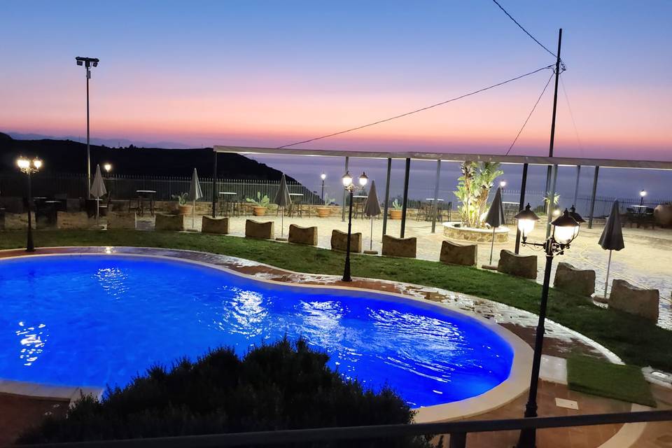 Piscina + Copertura
