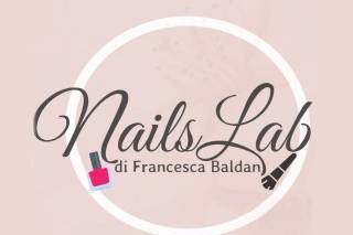 Nails Lab logo