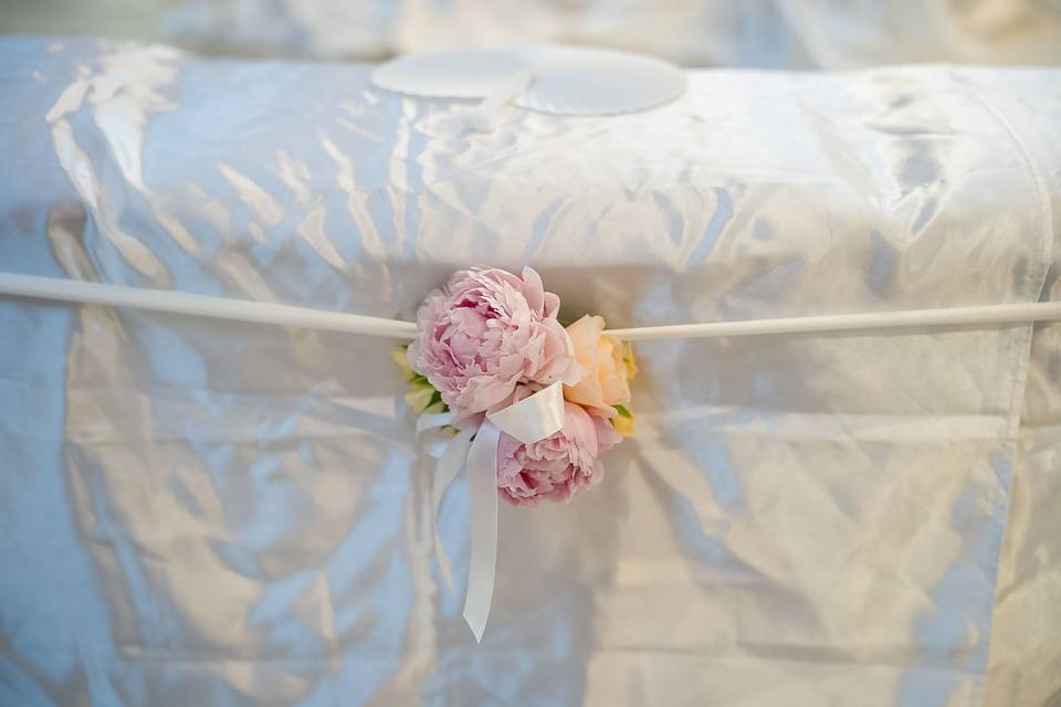 decorazione_fiore_sedia_matrimonio