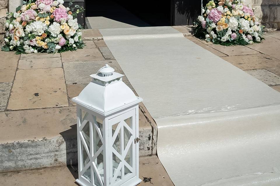 decorazione_ingresso_chiesa_fiorito