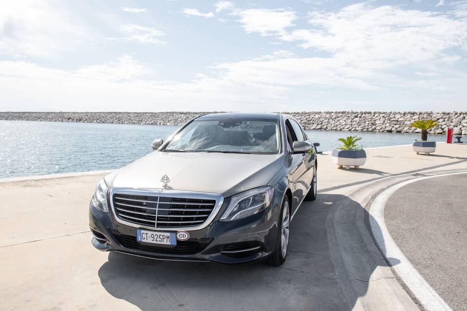 Grigio Berlina Scuro Vista Lato