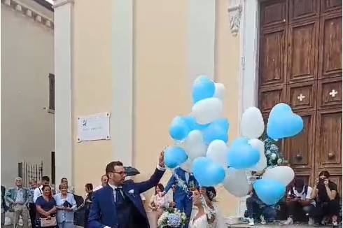 Il lancio dei palloncini