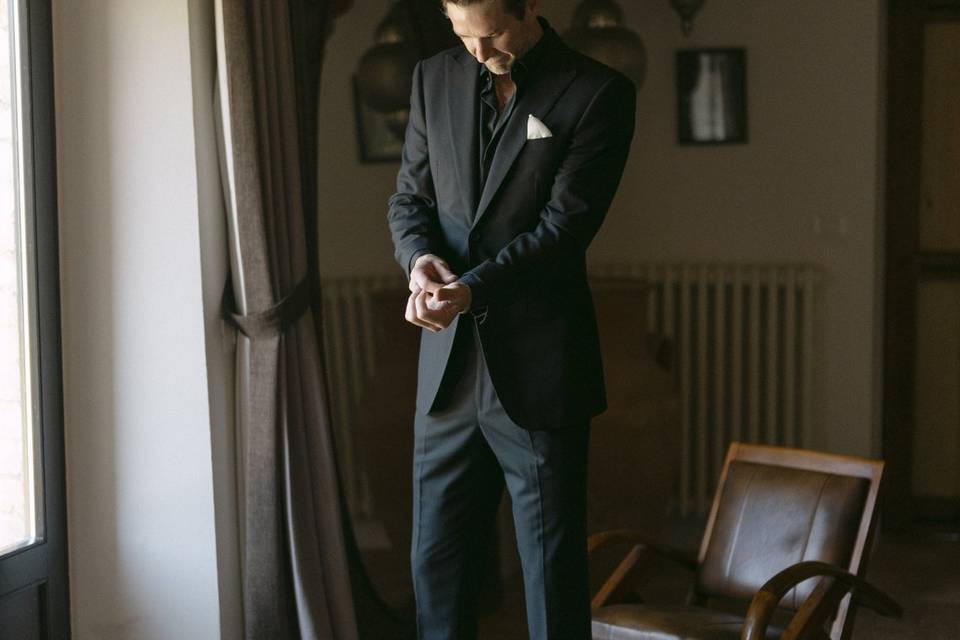 Groom 1