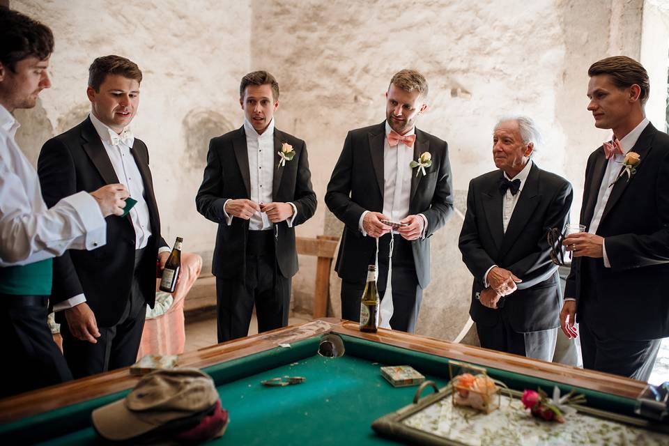 Groom & groomsmen