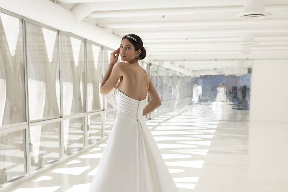 Malone - Pronovias Barcellona