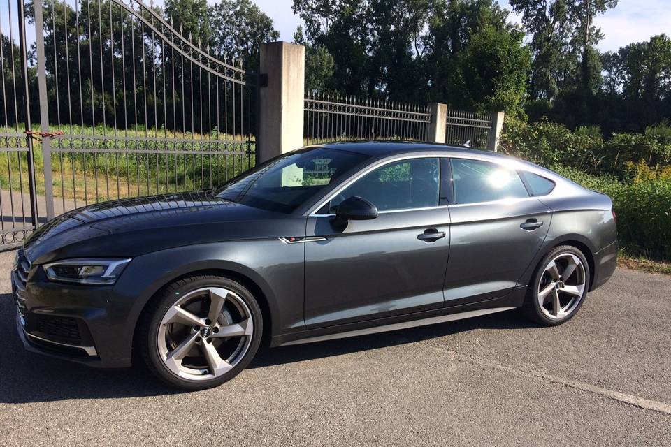 Audi A5 Lato sx