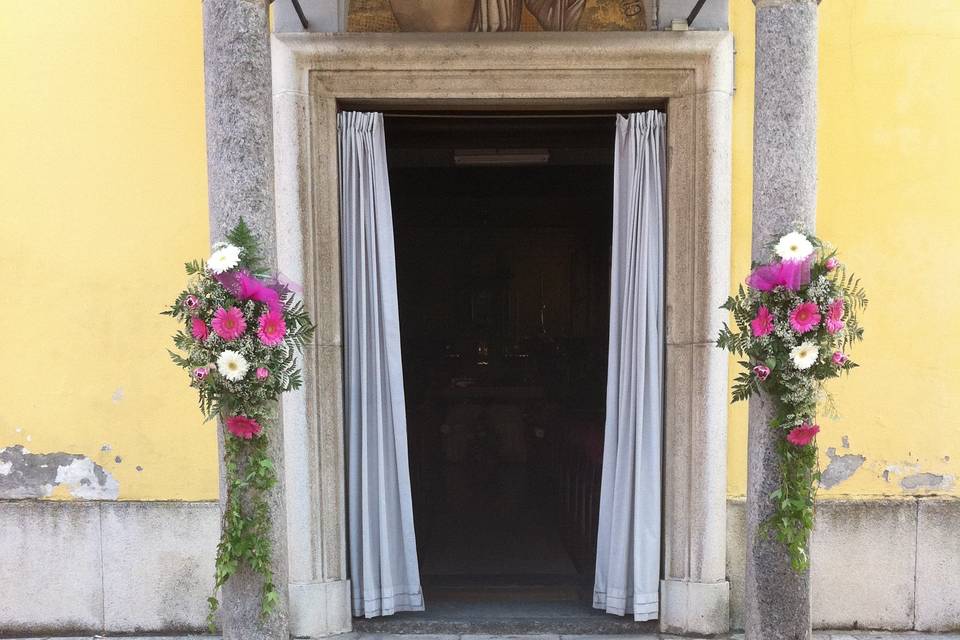 Colonne chiesa esterne