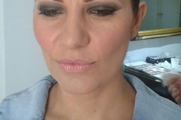 Deva Make-up