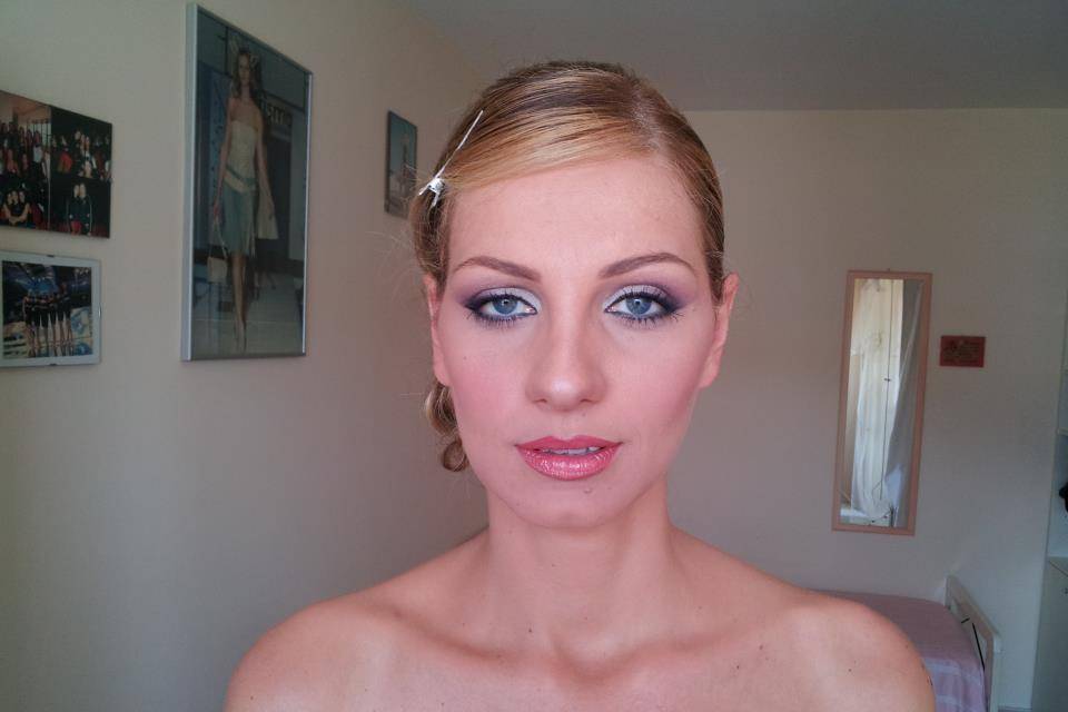 Deva Make-up