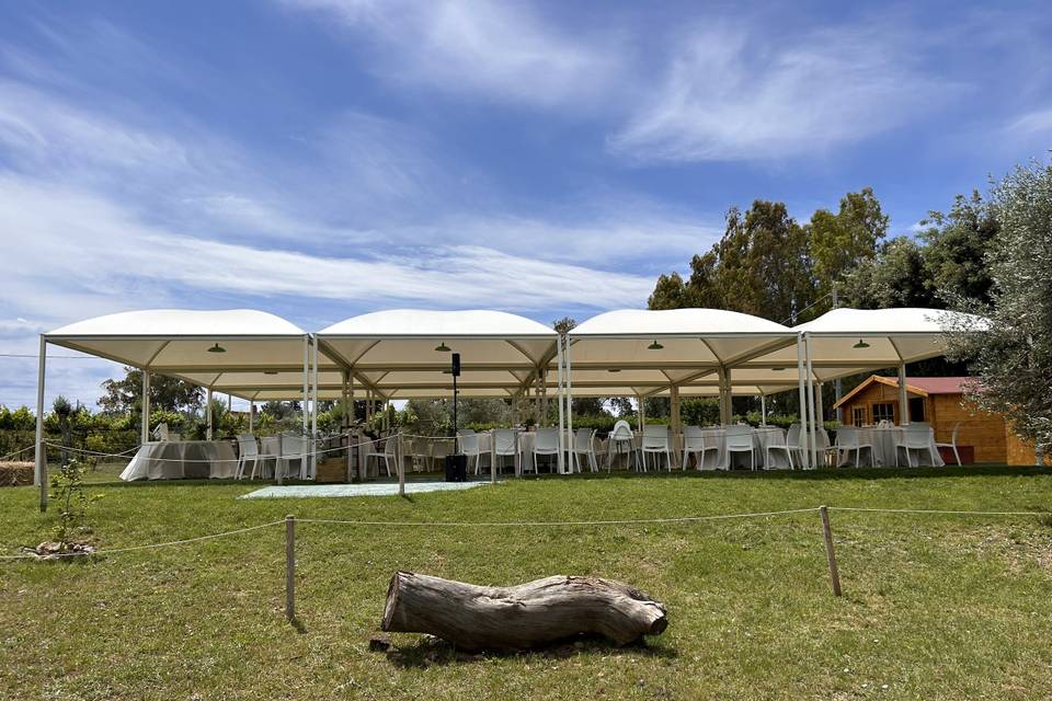 Gazebo immerso nel verde