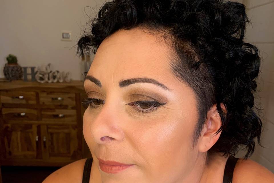 Make up invitata