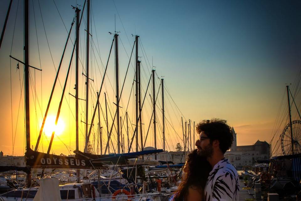 Persi nel tramonto di Trani