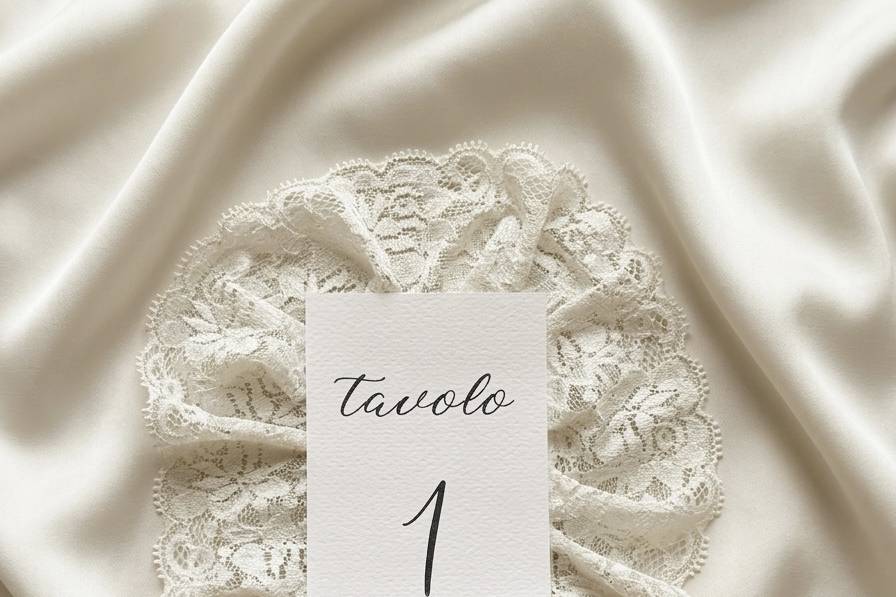 Pizzo white segnatavolo