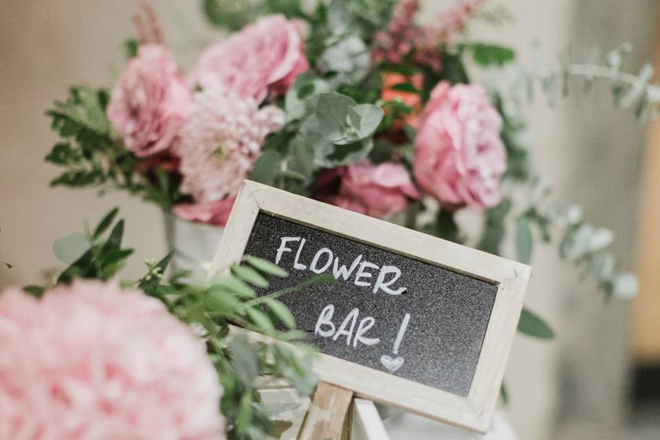 Flower bar