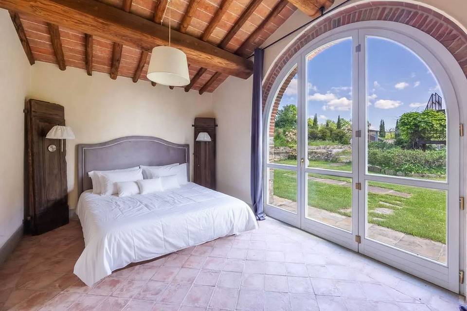 Retreat wedding Tuscany