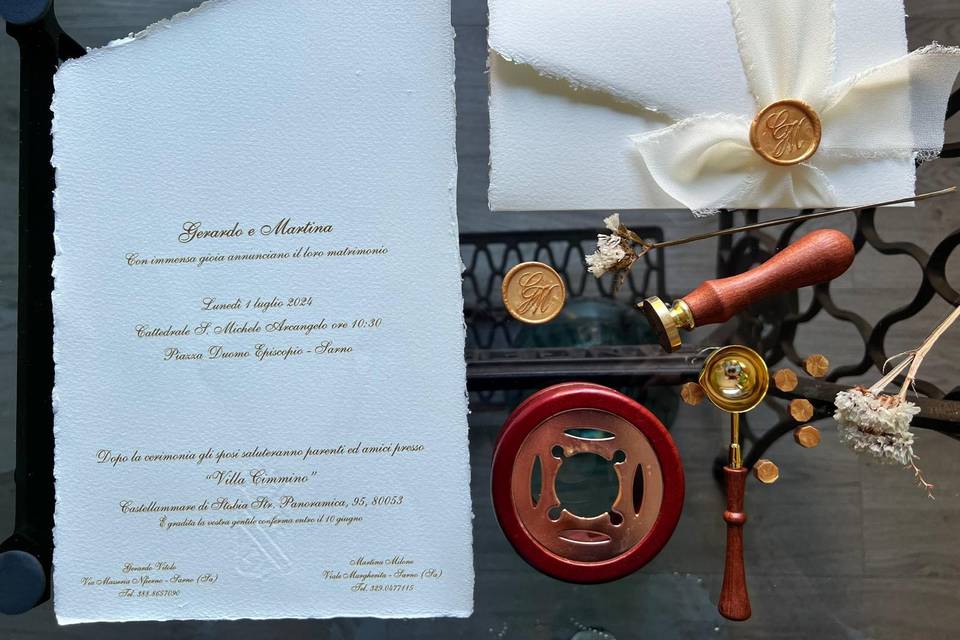 Carta d'Amalfi con grafica oro