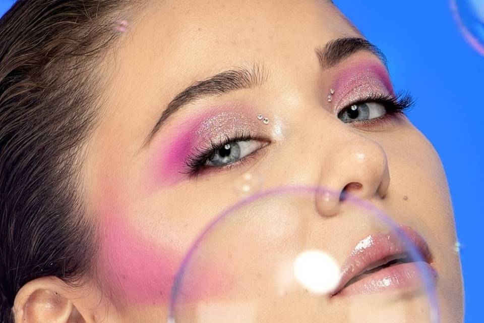 Colorful make up