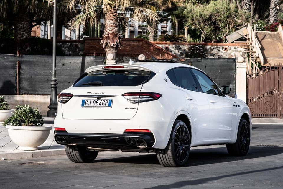 Maserati levante gt