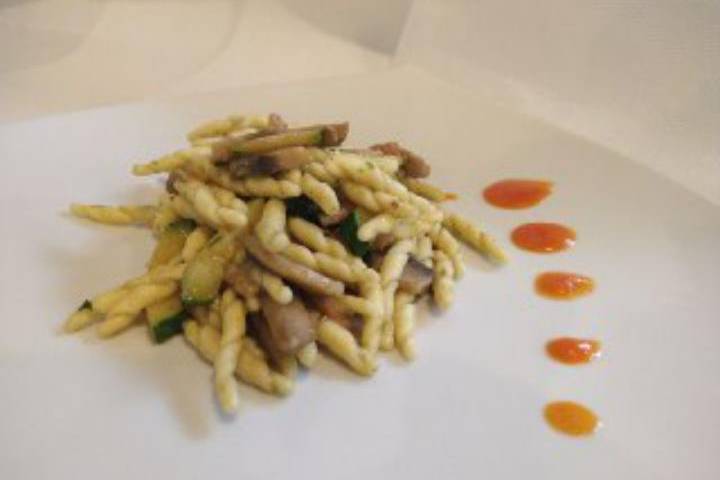 Trofie funghi guanciale