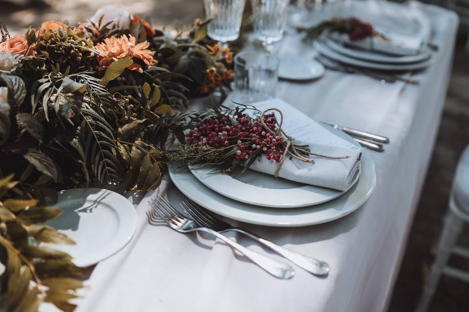 Spouses table setting