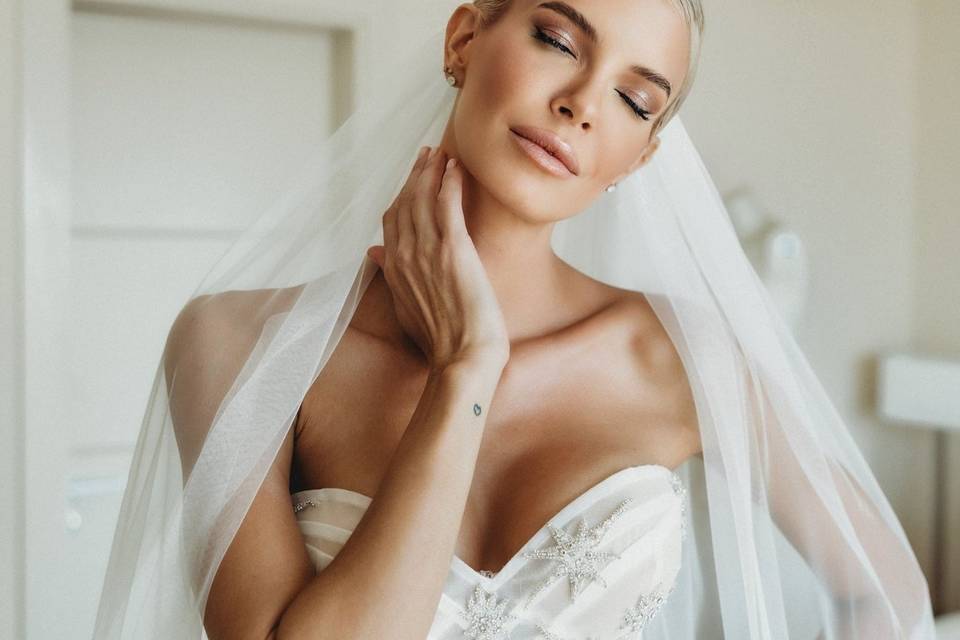 Glam Bridal Makeup