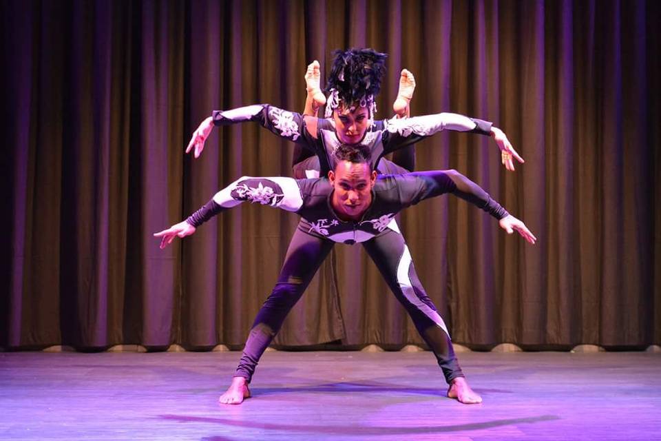 Cubanissimo Show