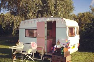 Vintage Caravan 1