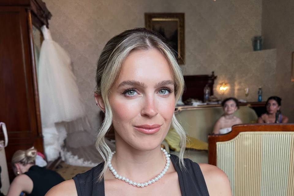 Luxury Bridal Service Make-up and Hair