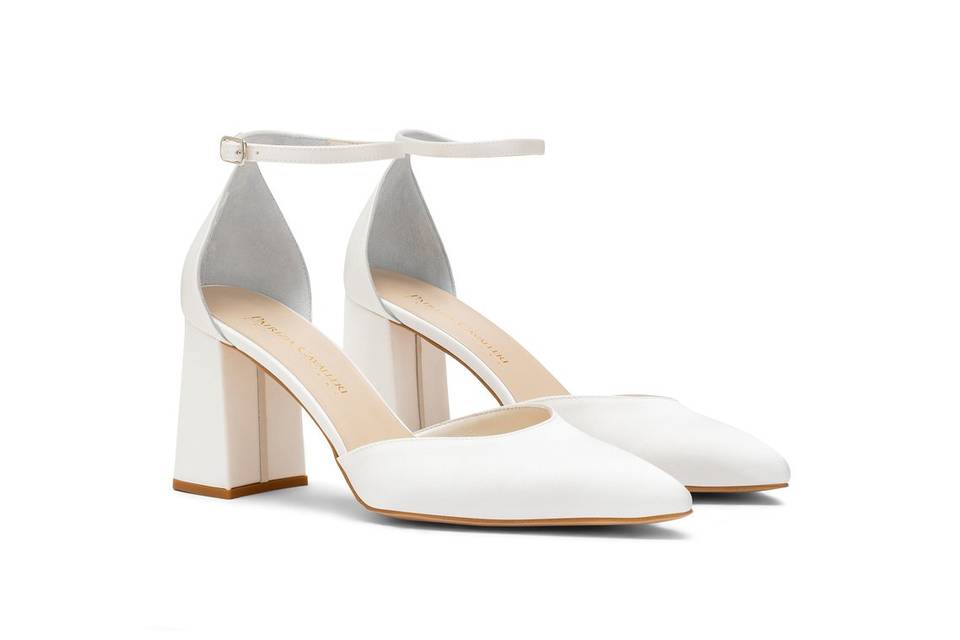 Scarpa raso tacco 7
