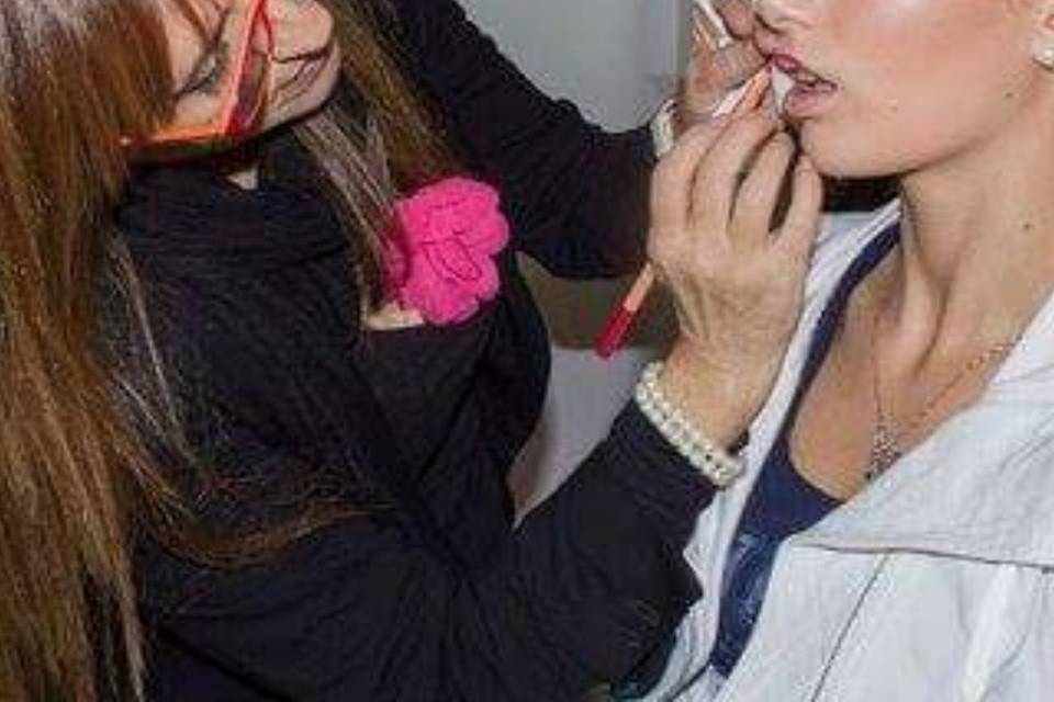 Crior Make-up