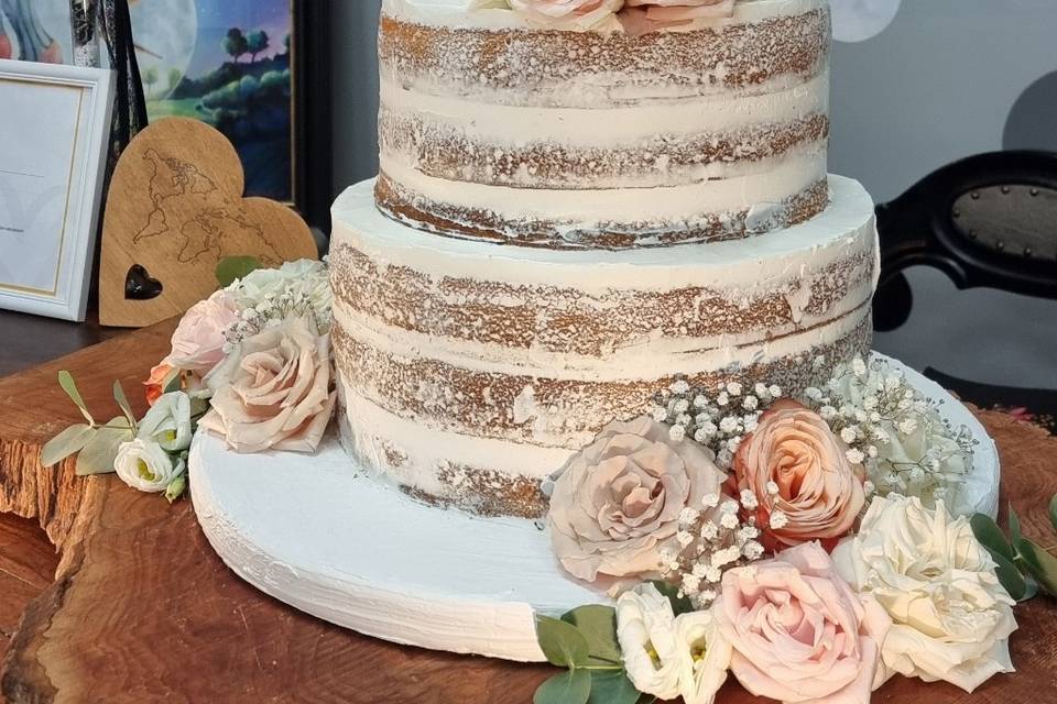 Naked cake