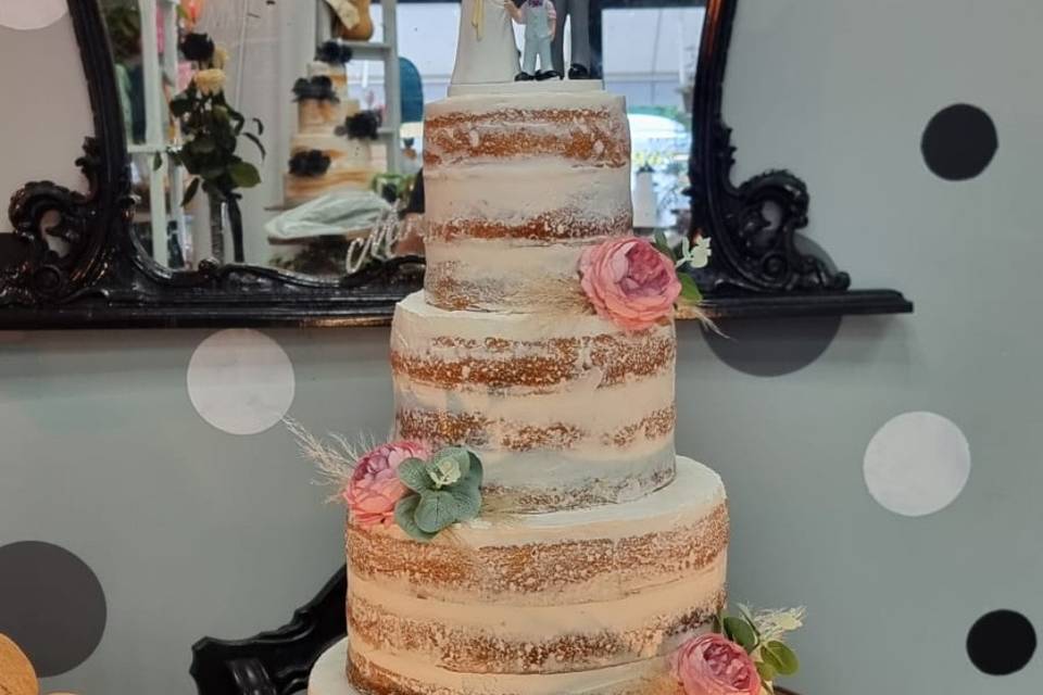 Naked cake su legno