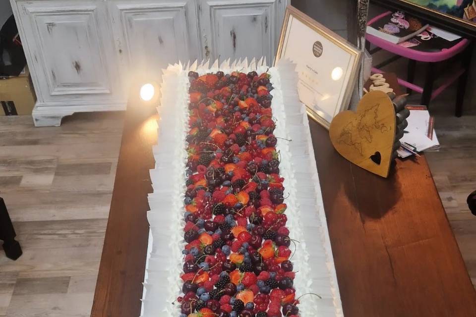 Long wafer paper cake