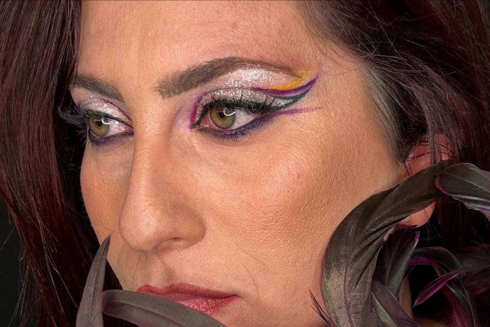 Editorial make-up